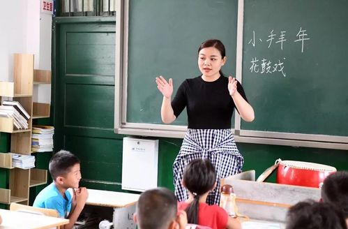老师称56个学生仅刘强东考100分