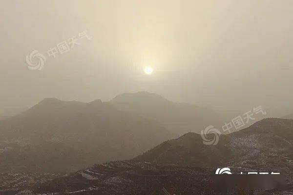 冷空气南下直抵华南 多地气温骤降