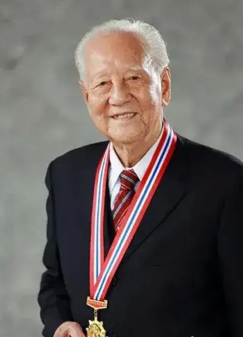 中国核潜艇之父黄旭华逝世