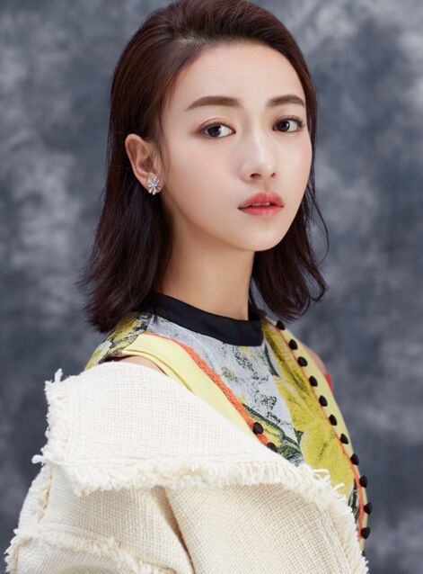 曝吴谨言产女