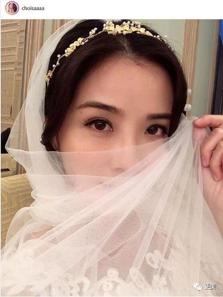 杨丞琳晒婚纱照