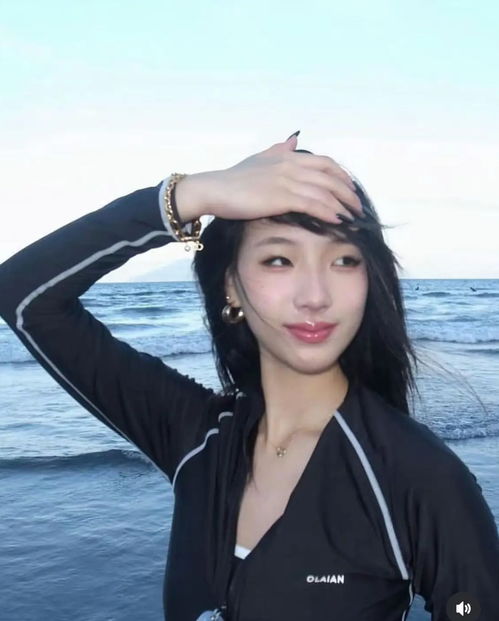 贾静雯大女儿晒海边比基尼照