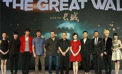 成龙张艺谋等现身北京三里屯