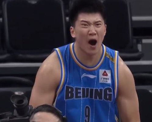 王俊杰3分4篮板2助攻