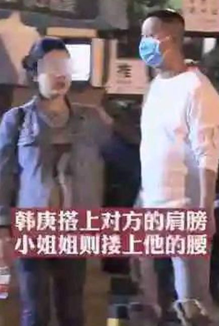 韩庚成功混入公园摄影大爷的圈子