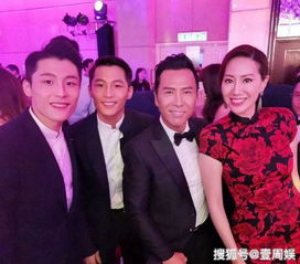 张凯丽与甄子丹现场同框诗朗诵
