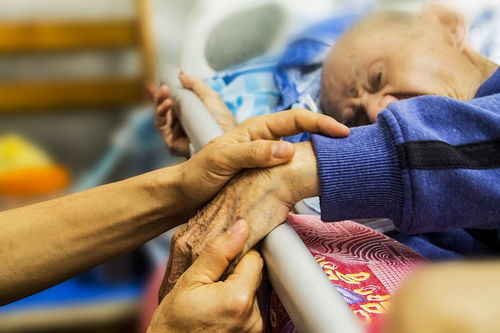 成都艾滋病患者有17万人？谣言