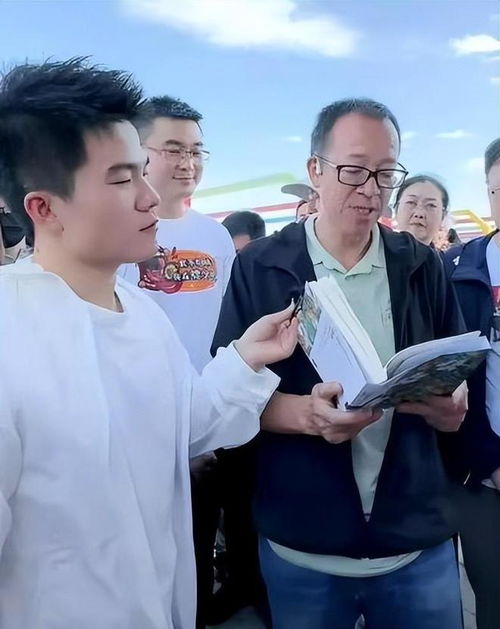 董宇辉报平安