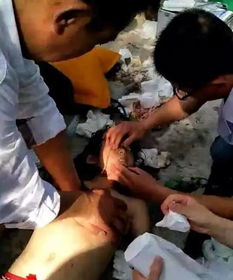 救人溺亡外卖员父母70岁孩子13岁