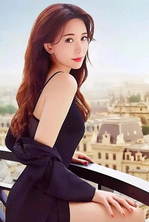 50岁林志玲晒美照