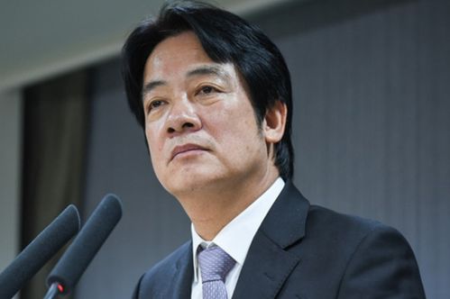 台学者看到大陆对美强硬表态险流泪