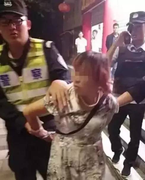 小伙被拐23年找到家 却发现姐姐被卖