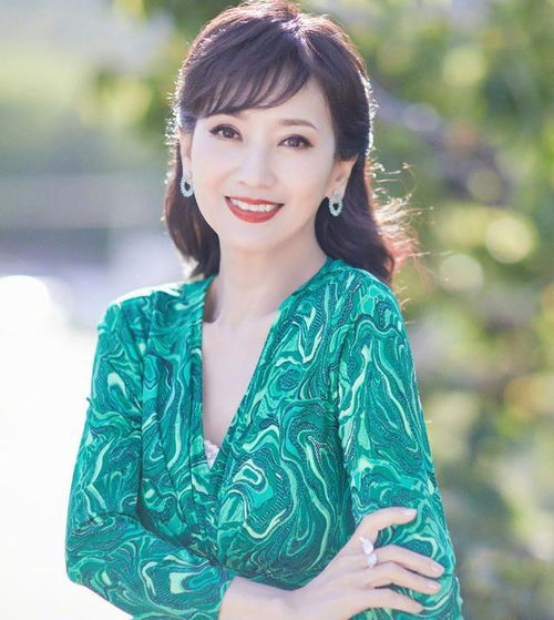 赵雅芝李若彤同框