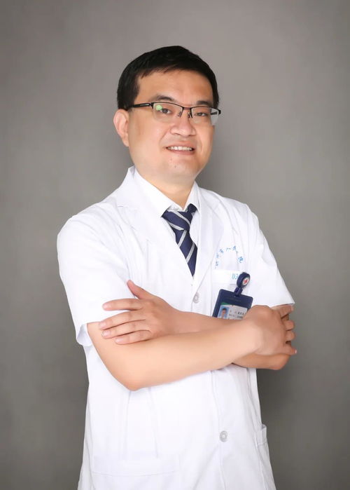 肖飞：董医生成绩优秀 很多指控不实