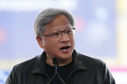 黄仁勋：中国在AI领域并不落后于美国