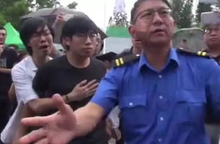 以为潘长江在南昌被围攻了