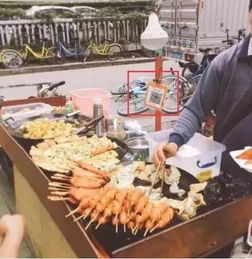 小学生持二维码买煎饼