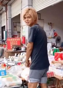 湖南一麻辣烫店因帅气店员走红